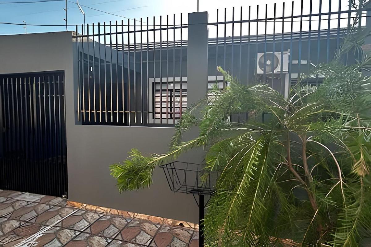 Casa Com Ar Condicionado Em Todos Os Quartos Vila Ourinhos Exterior foto